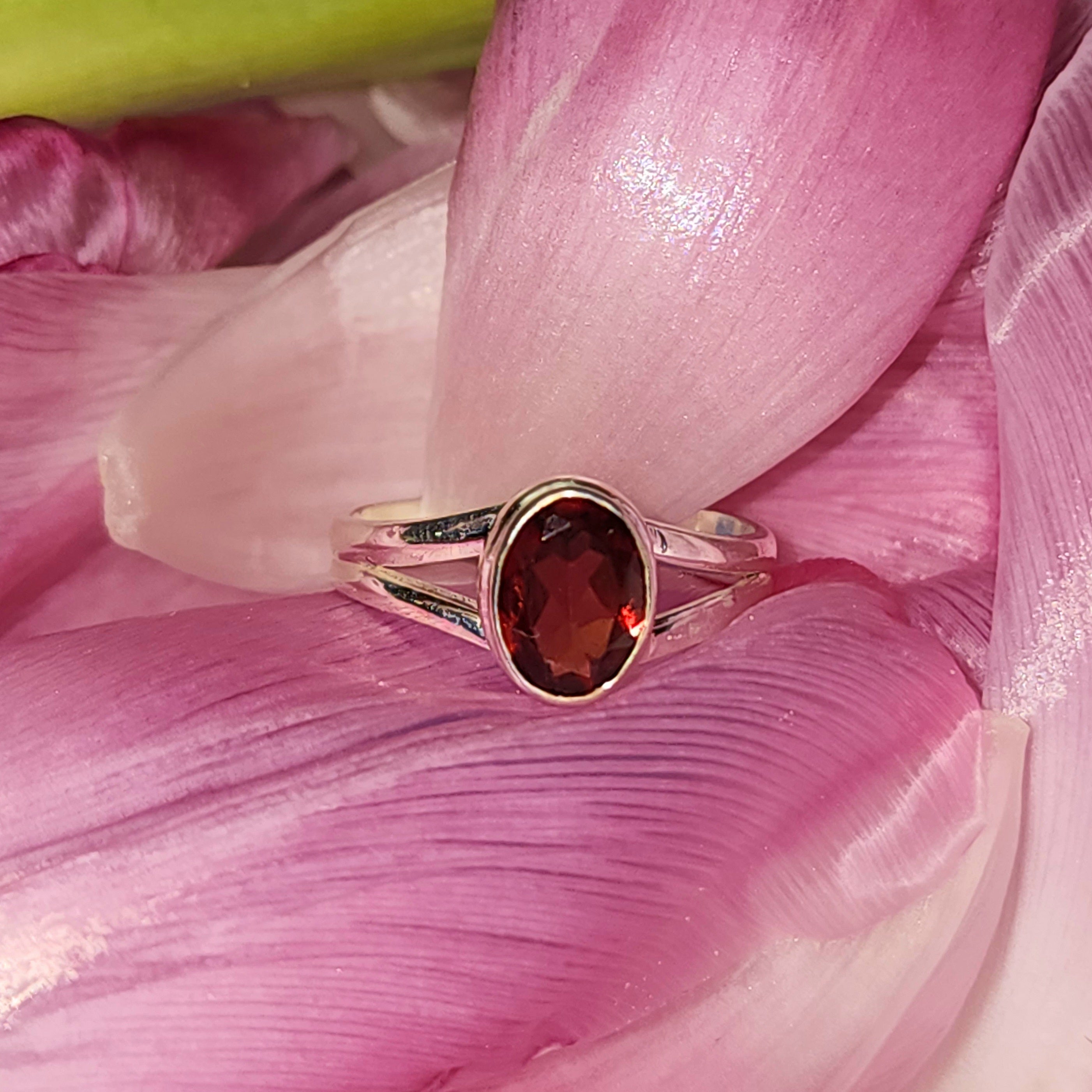 Garnet Silver ring - size 7