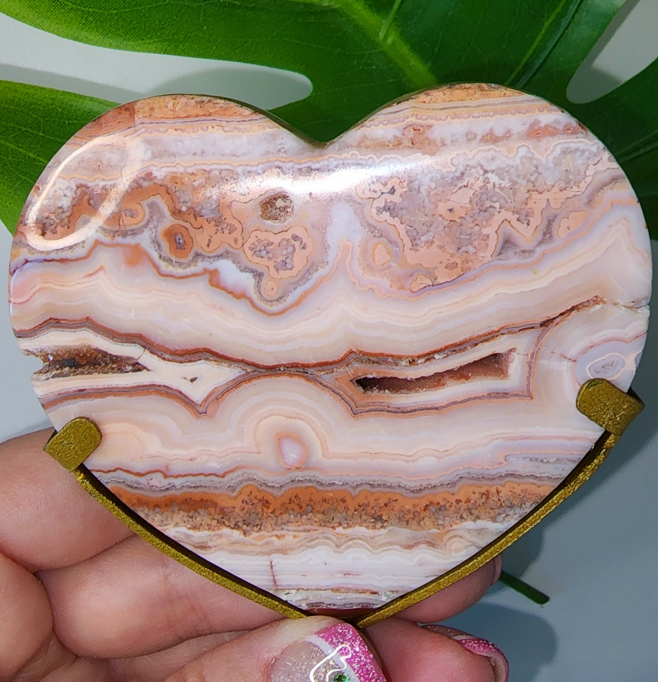 Crazy Lace Agate Heart w/stand B